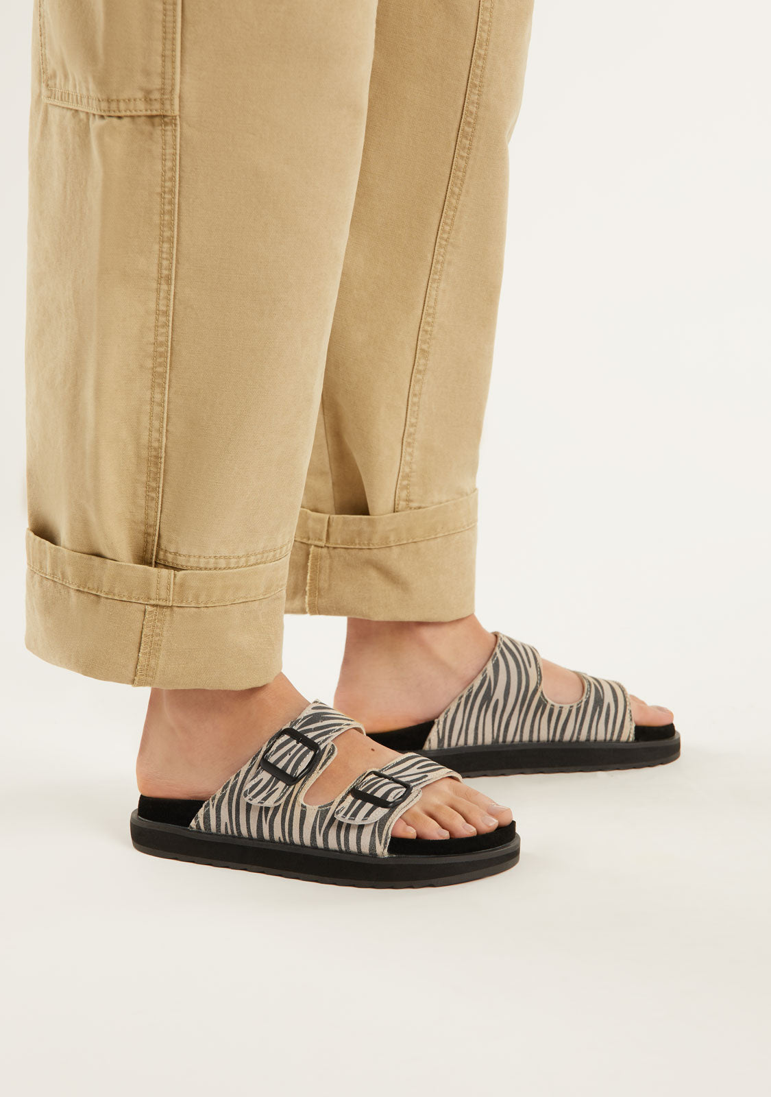 Nordic Sandal Buckle Zebra