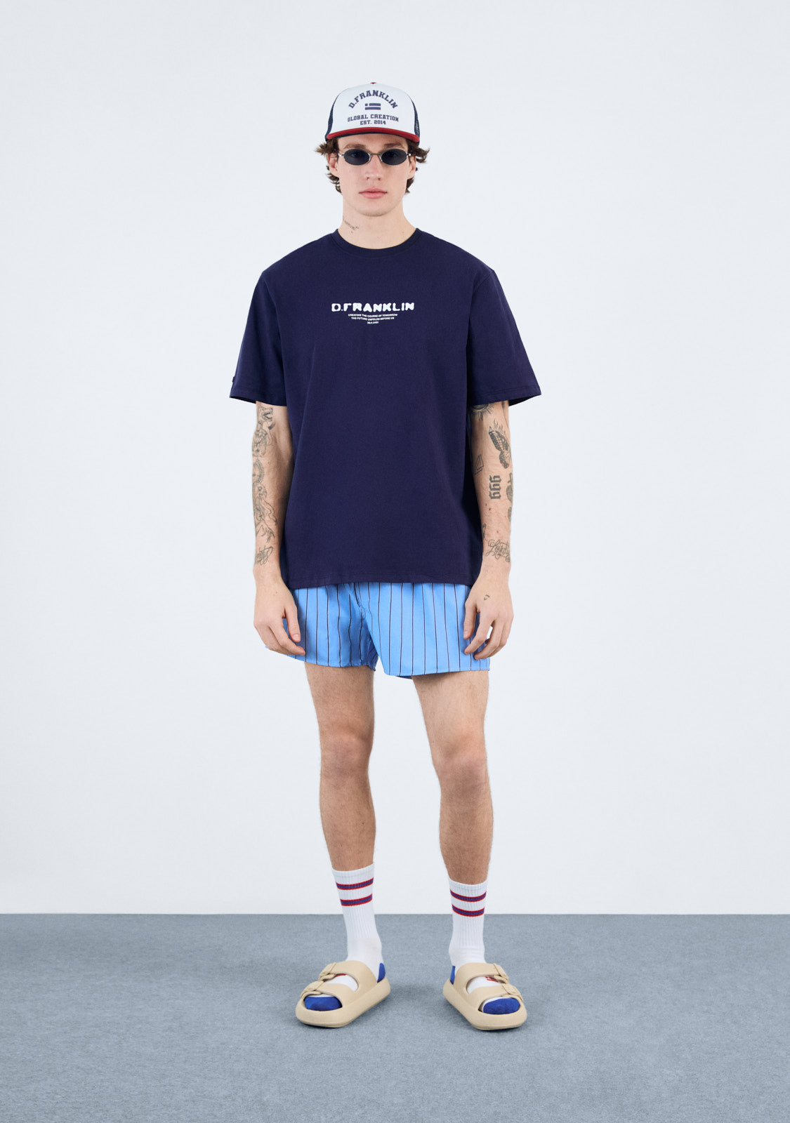 Tomorrow T-Shirt Navy / White