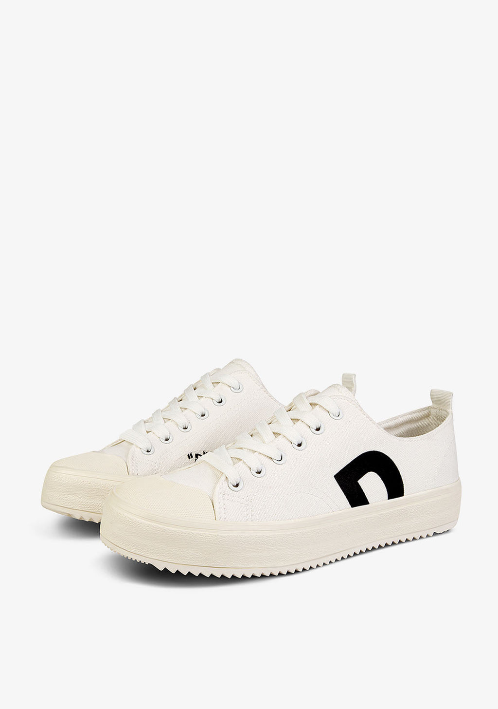 D. is not for Doctor White / Black